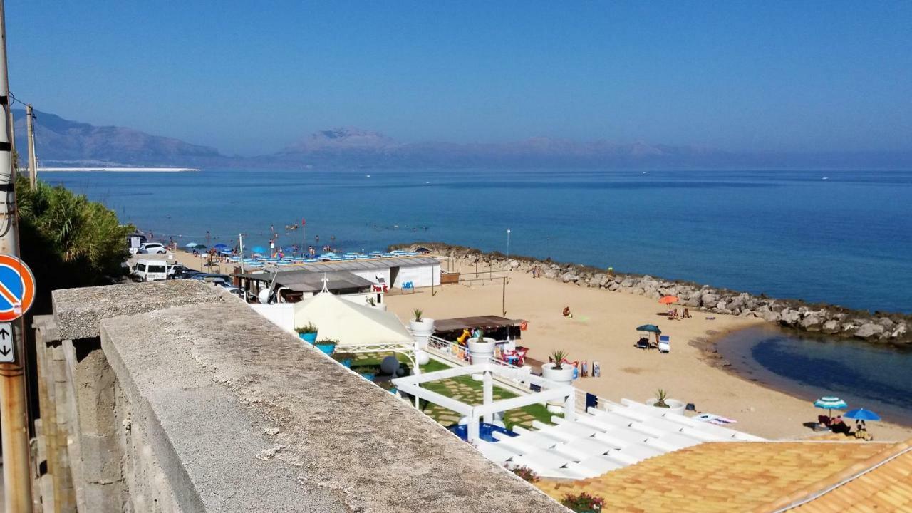 Casa Vacanza Trappeto Palermo 2 Leilighet Eksteriør bilde